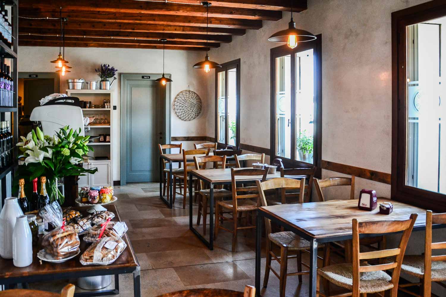 Ristrutturazione interno del ristorante "Osteria alla Terrazza"